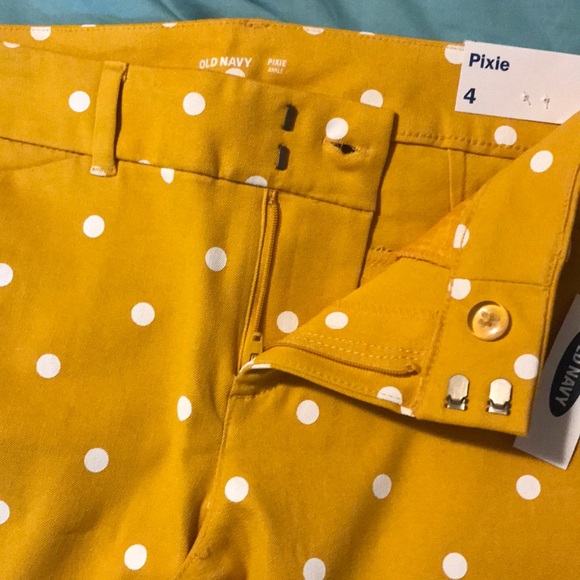 Old Navy Pixie Pants- yellow polka dot print!!!! - Picture 5 of 8